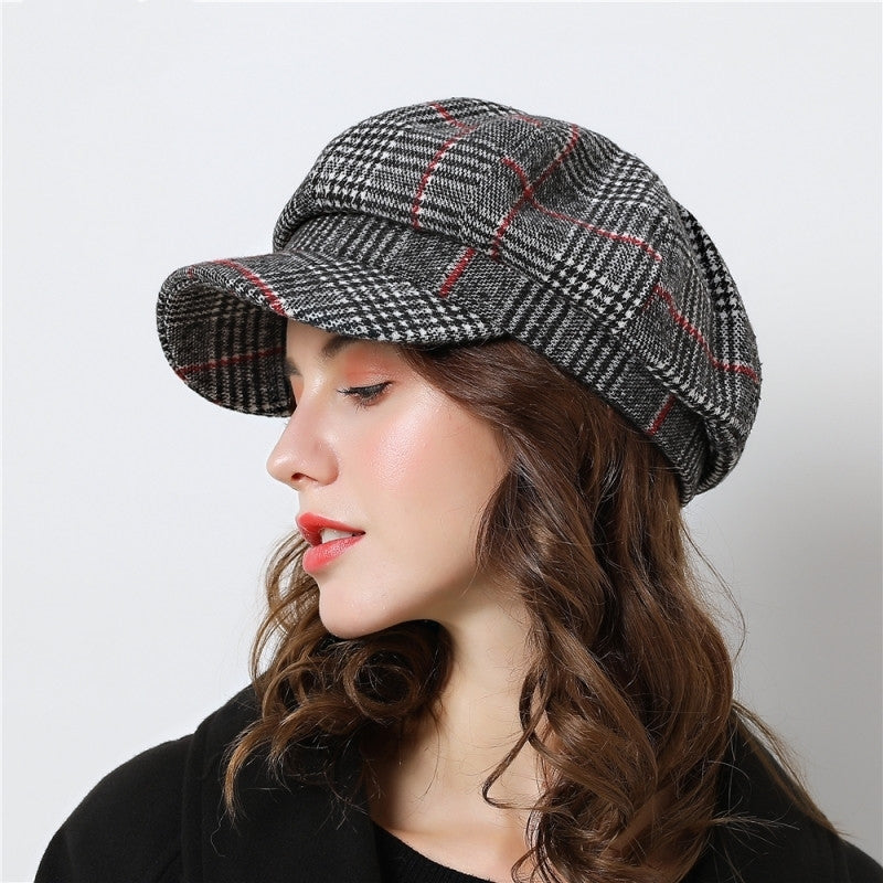 Bonnet d'hiver femme avec gros pompon volumineux