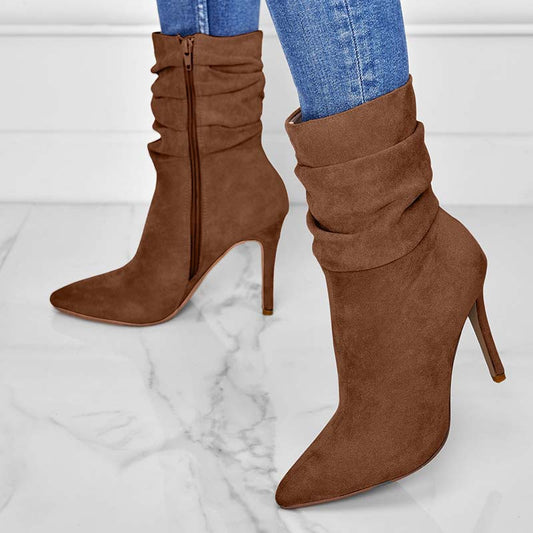 Bottines femme en suède à bout pointu et talon aiguille