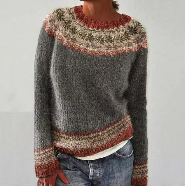 Femme portant un pull vintage à coupe ample