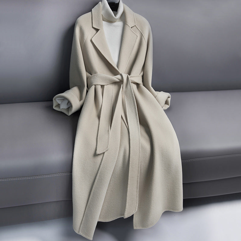 Manteau long en laine femme à col tailleur et ceinture