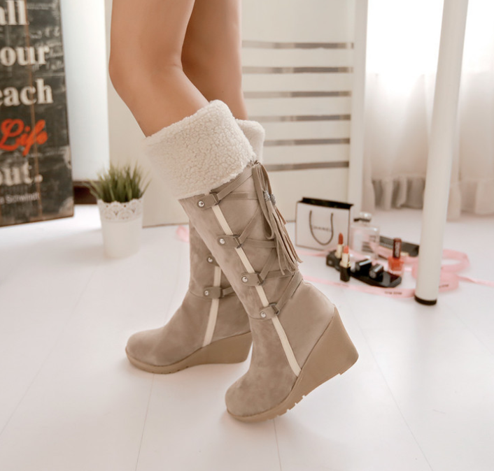 Bottes hautes femme à talon compensé en daim jaune