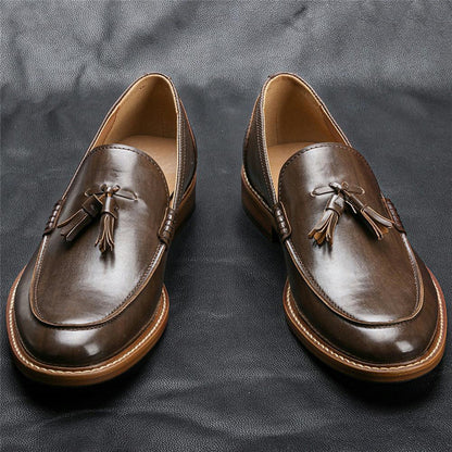 Mocassins à glands pour homme, vue de profil