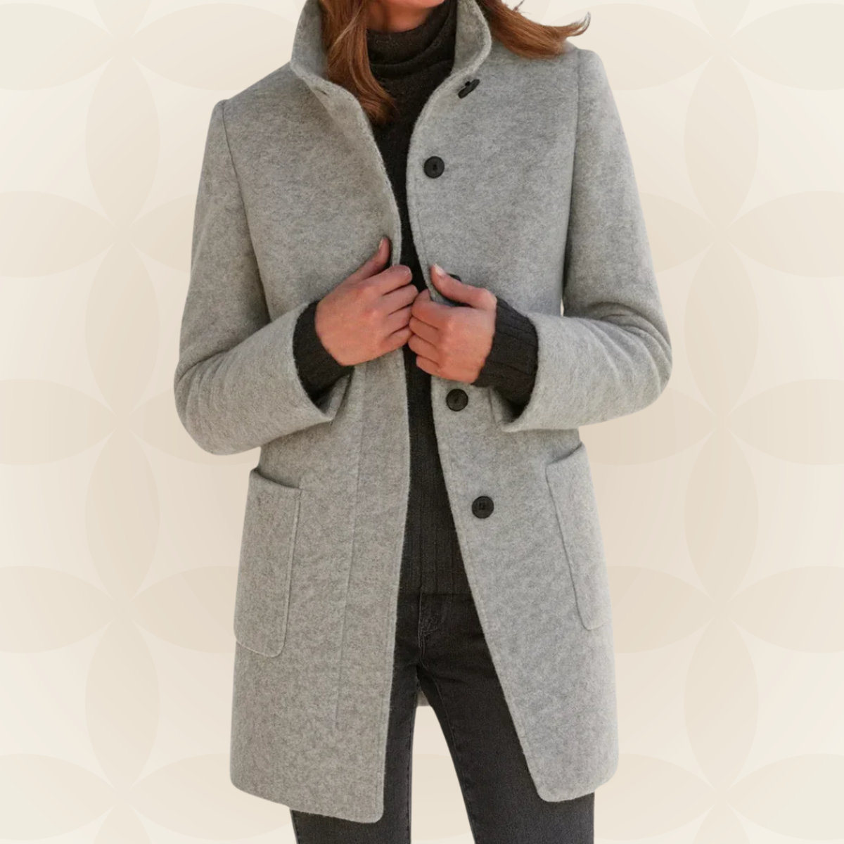 Manteau femme à col haut coupe droite boutonné