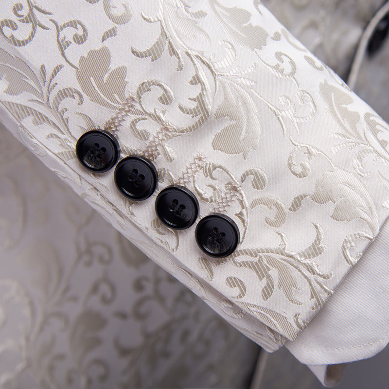 Costume homme pour mariage en bleu, noir, blanc et bordeaux