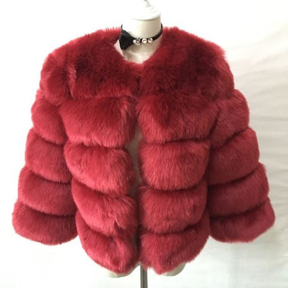 Manteau femme d'hiver court à effet fourrure bandes horizontales