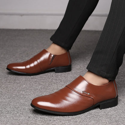 Chaussures homme à bout pointu et élastique