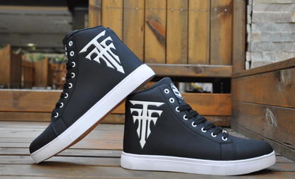 Sneakers montantes homme blanches à bout rond