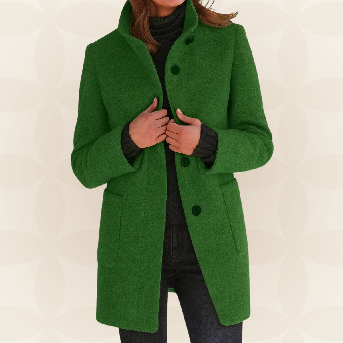 Manteau femme à col haut coupe droite boutonné