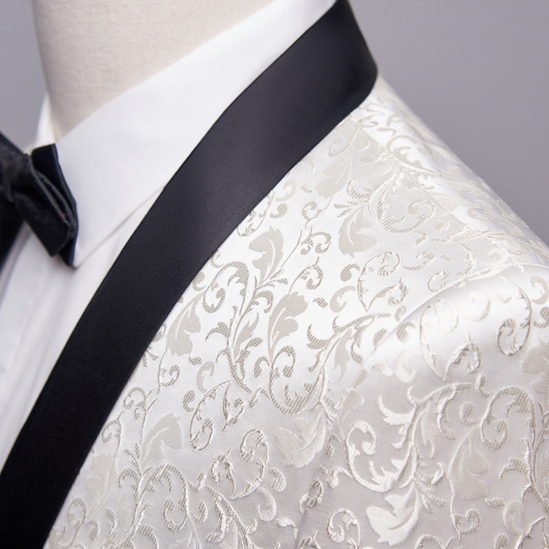 Costume homme pour mariage en bleu, noir, blanc et bordeaux