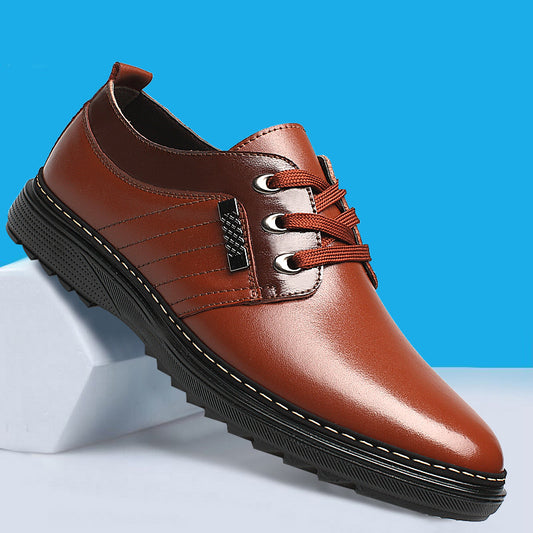 Chaussures habillées homme à bout rond, vue de profil