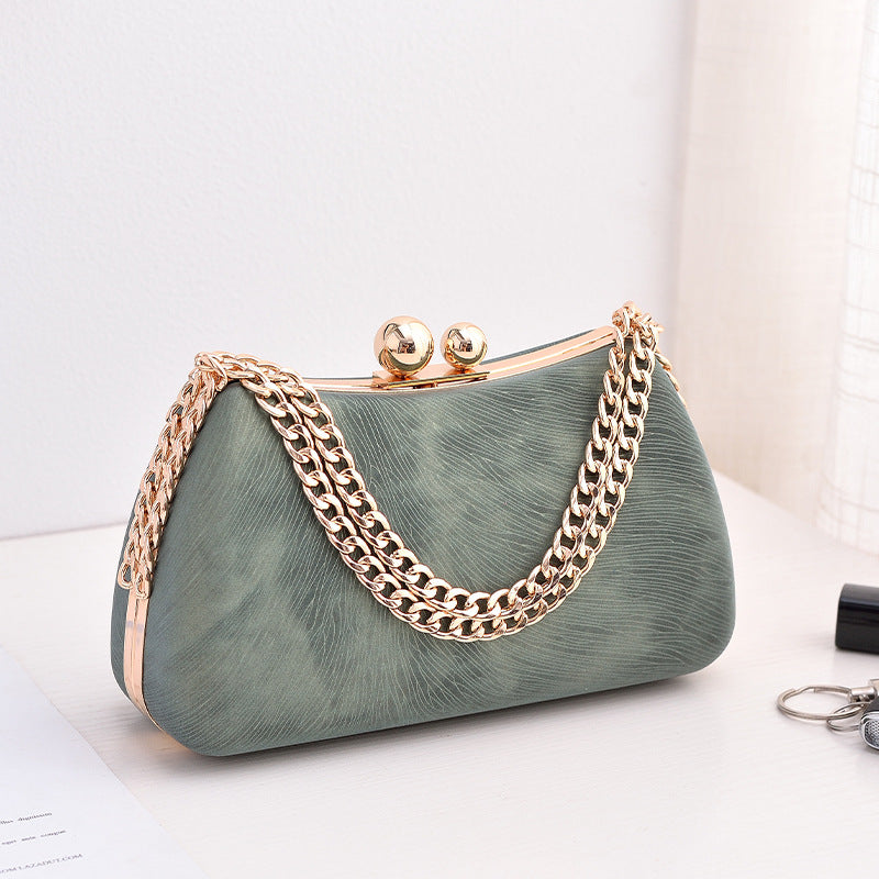Sac bandoulière à chaîne argenté pour femme en soirée