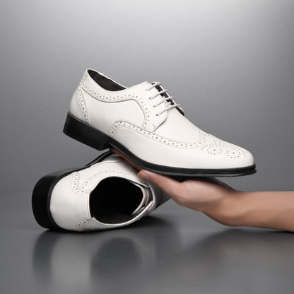Chaussures habillées en cuir homme au motif ciselé