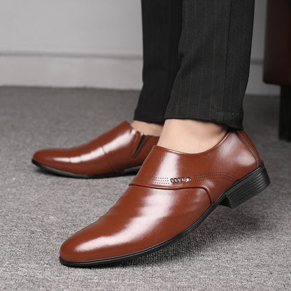 Chaussures homme à bout pointu et élastique