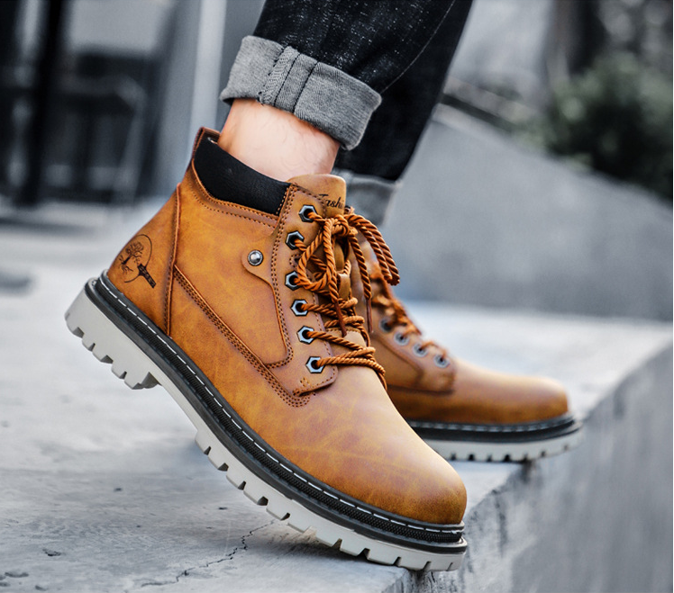 Bottines montantes homme en cuir, style casual