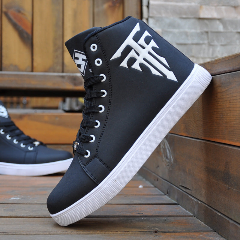 Sneakers montantes homme blanches à bout rond