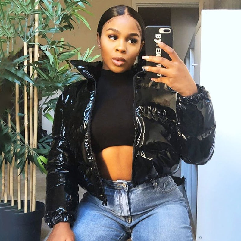 Doudoune femme bouffante en simili cuir, coupe slim