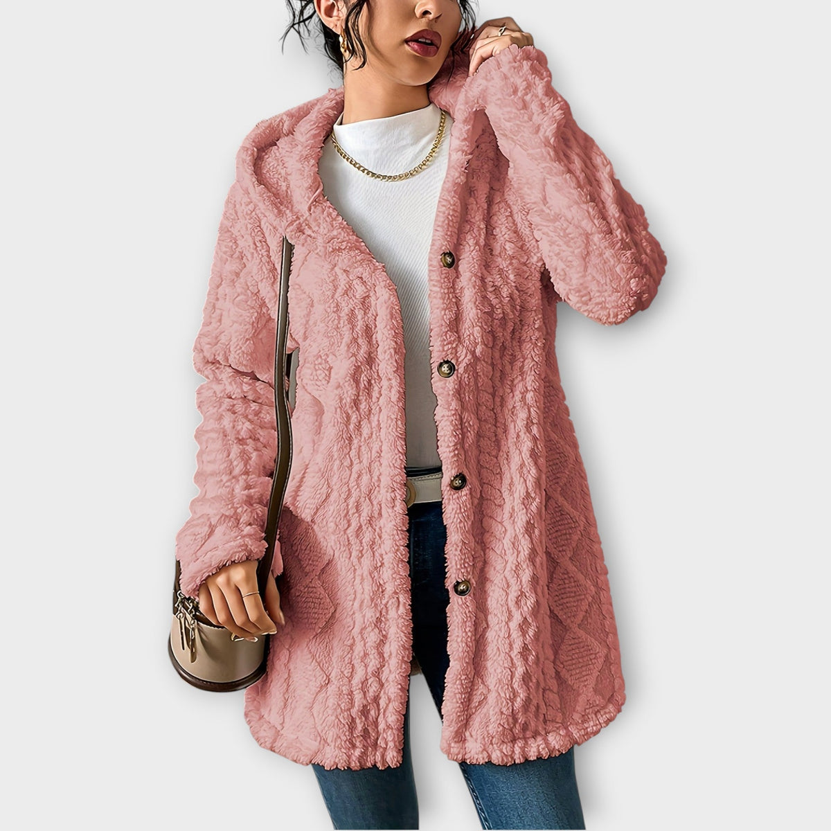 Femme en veste à capuche texturée d’hiver coupe décontractée