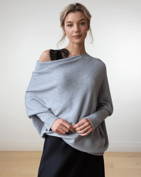 Pull femme à coupe asymétrique - gris clair