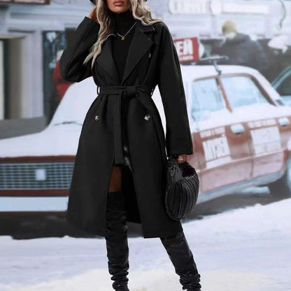 Trench long femme à ceinture et double boutonnage