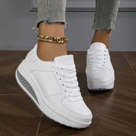 Baskets compensées à lacets pour femme, vue de profil