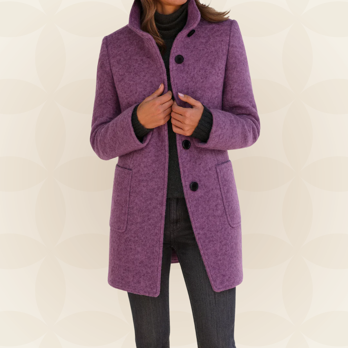 Manteau femme à col haut coupe droite boutonné