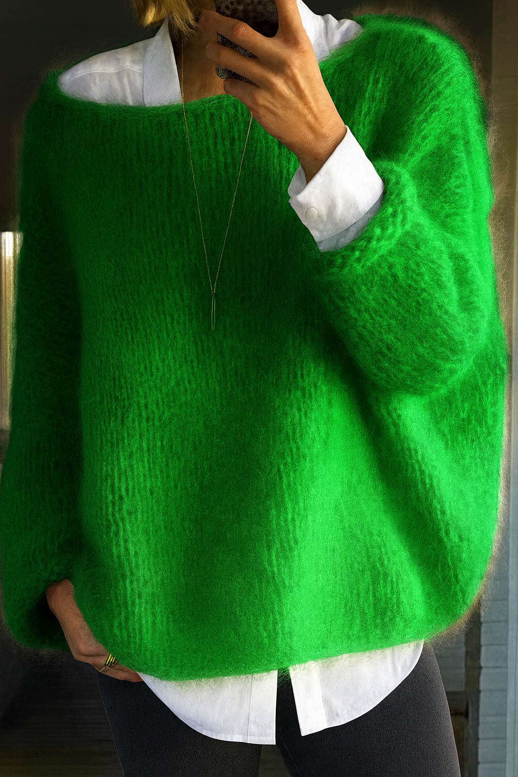 Pull femme moderne au style décontracté pour le quotidien