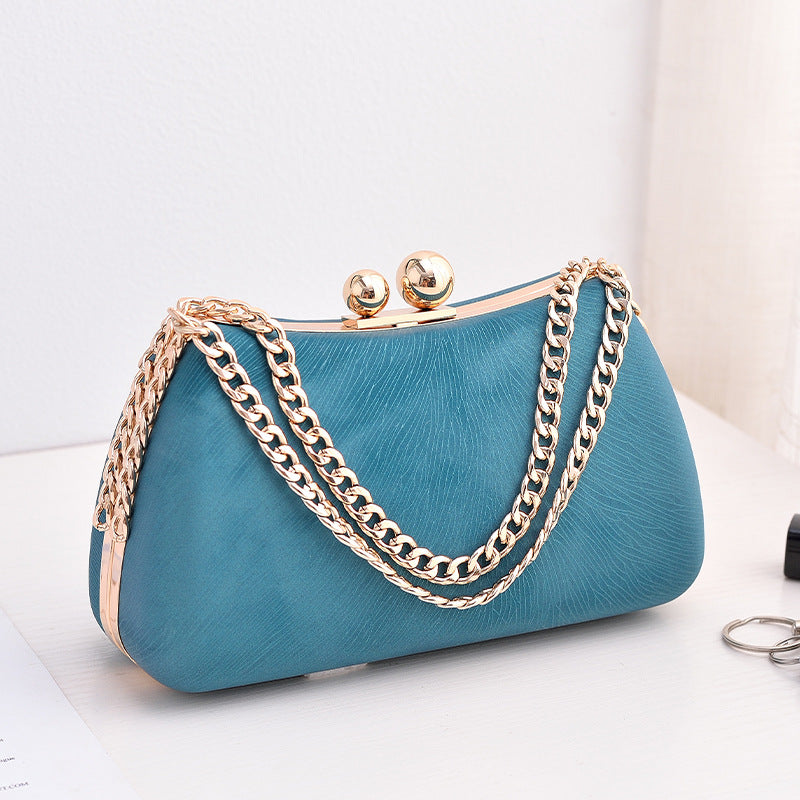Sac bandoulière à chaîne argenté pour femme en soirée