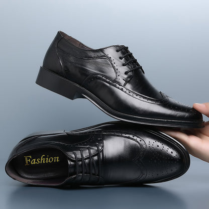 Chaussures habillées en cuir homme au motif ciselé